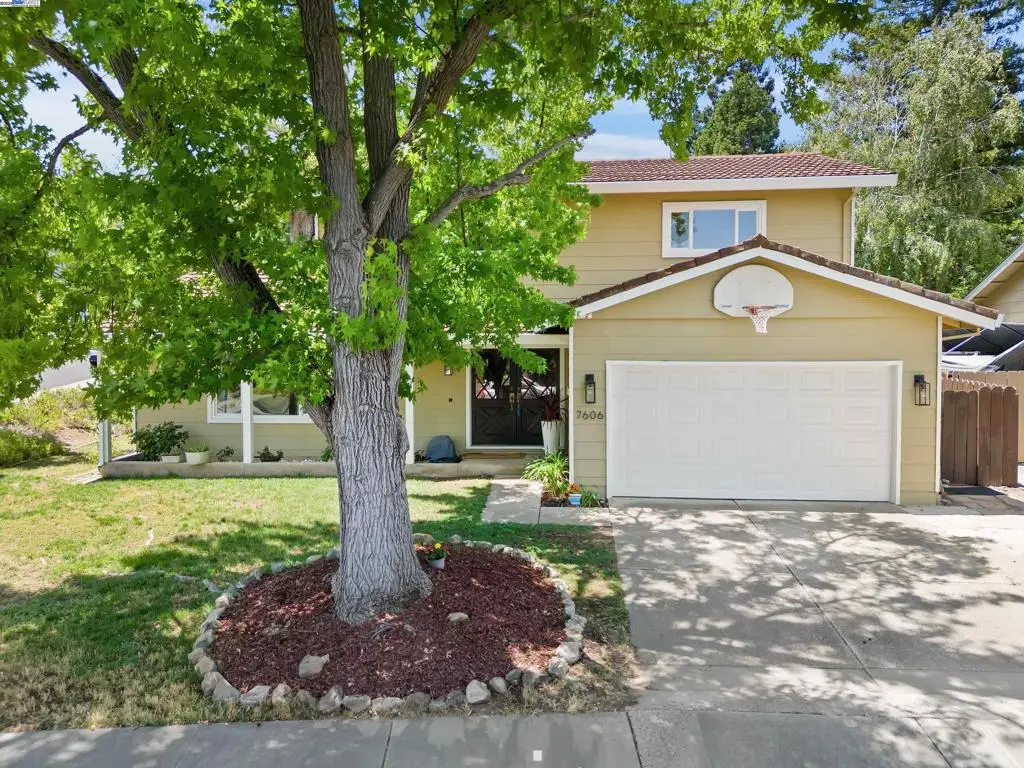 7606 Desertwood Ln, Pleasanton, CA 94588 - Image #1