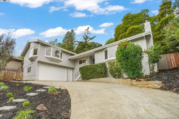 35 San Joaquin Pl, Novato, CA 94947