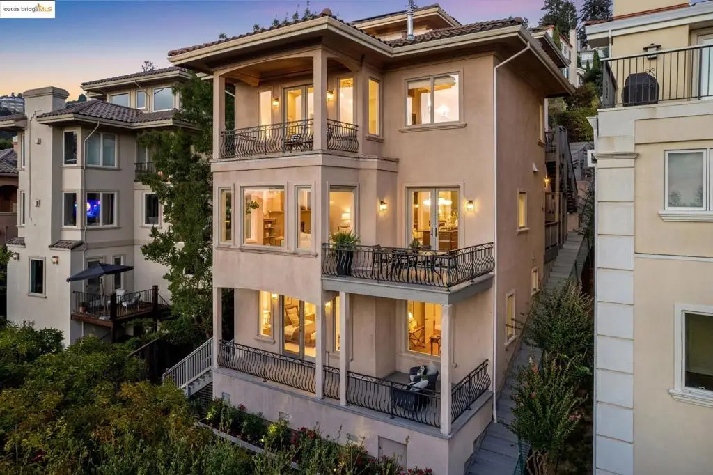 9047 Broadway Ter, Oakland, CA 94611 - Image #1