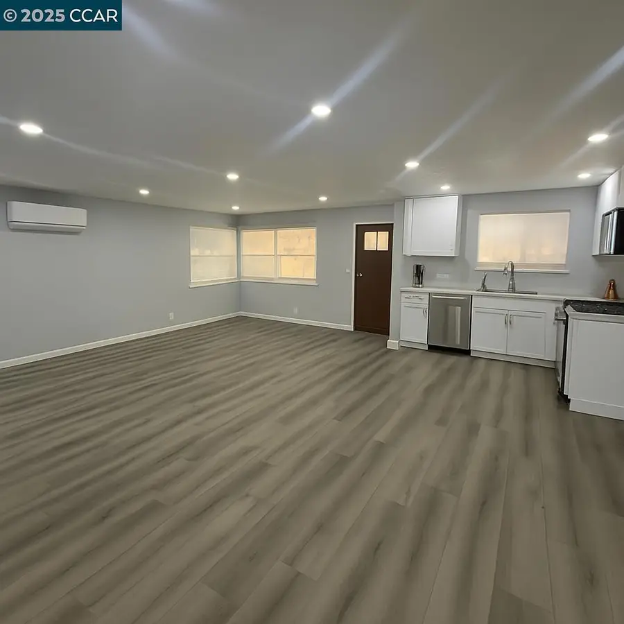 211 Riverside Pl, Bay Point, CA 94565 - Image #3