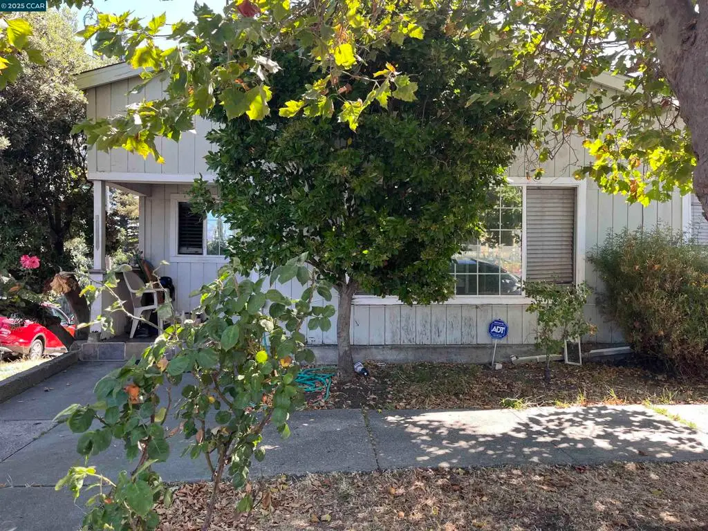 201 Lake Ave, Rodeo, CA 94572 - Image #1