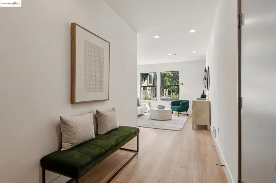 94 City Limits Cir, Oakland, CA 94608 - Image #3