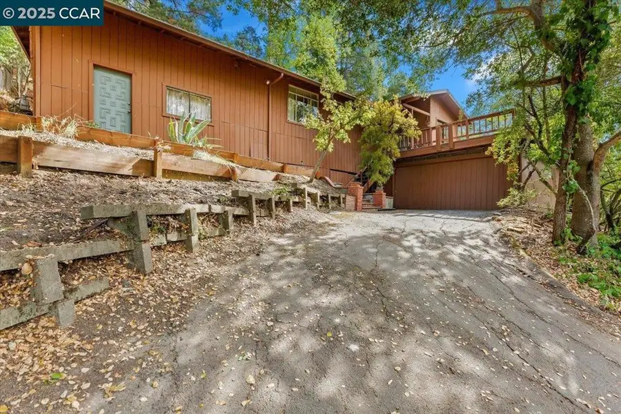 19 Via Floreado, Orinda, CA 94563 - Image #2