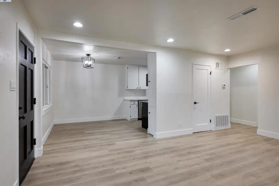 313 Concord St, Vallejo, CA 94591 - Image #2