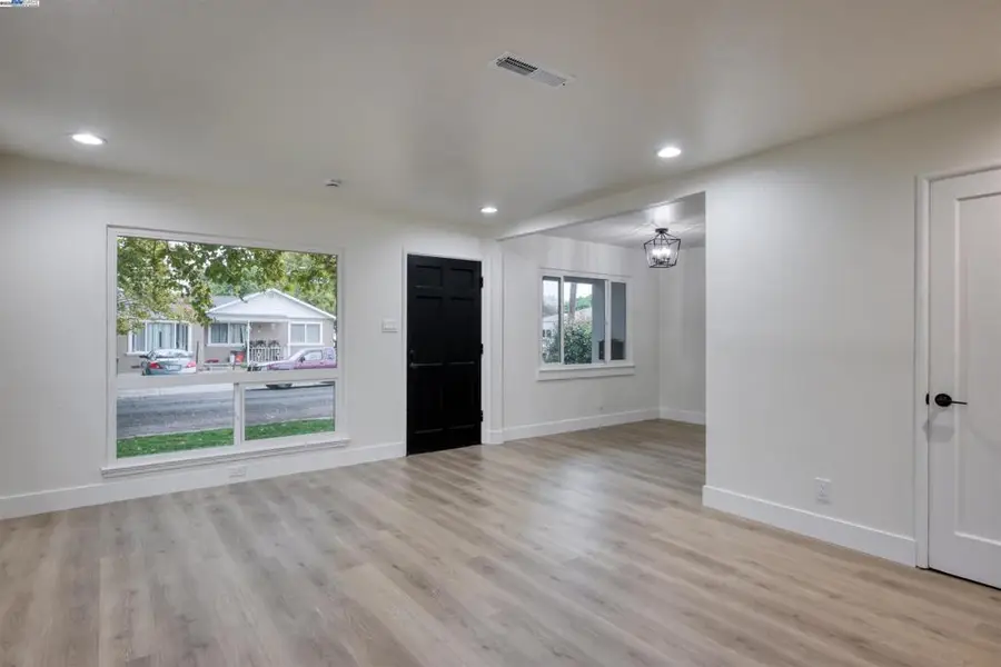 313 Concord St, Vallejo, CA 94591 - Image #3