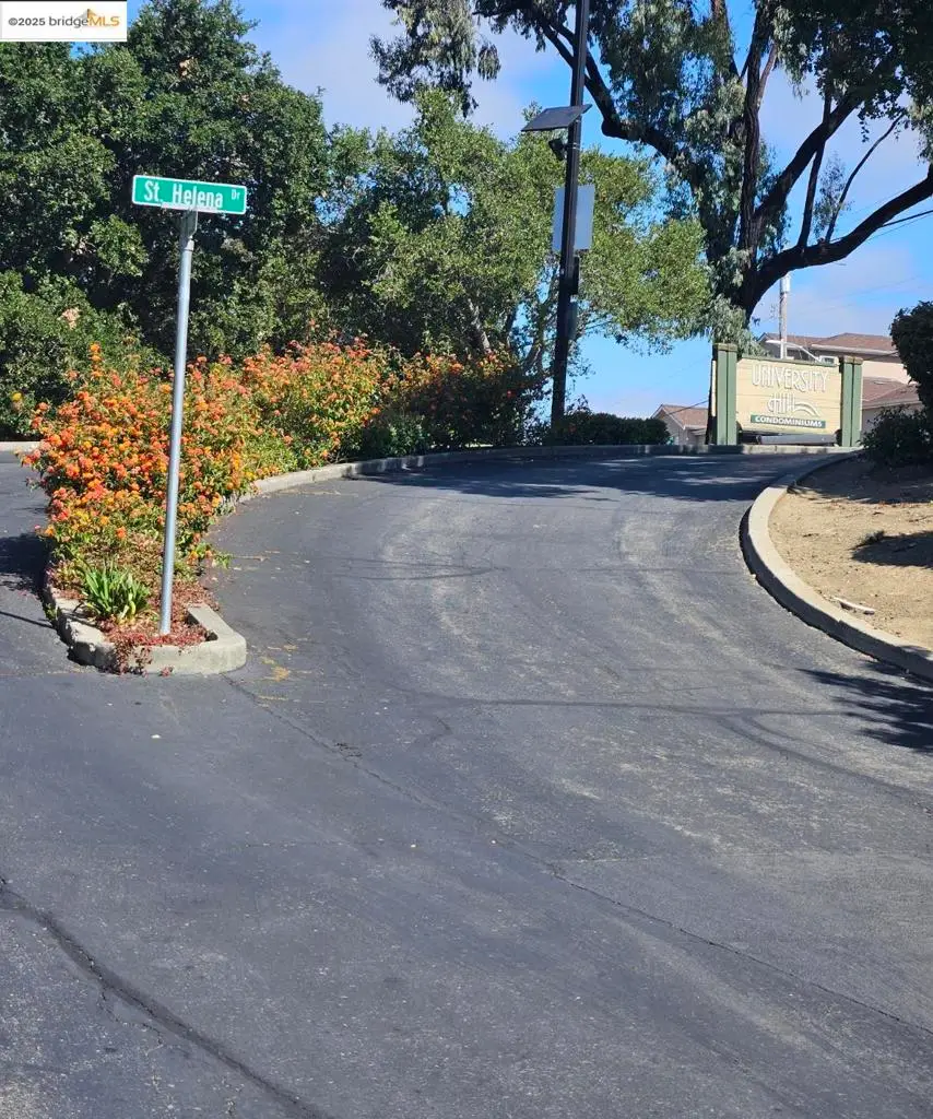 2419 Saint Helena Dr #6, Hayward, CA 94542 - Image #3