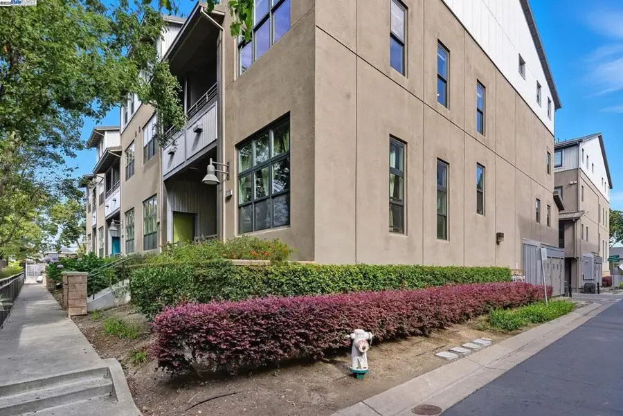 303 Bowsman Ct #144, Oakland, CA 94601 - Image #3