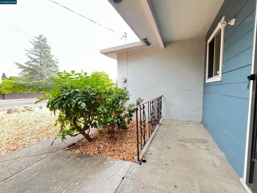 1665 Center Rd, Novato, CA 94947 - Image #3