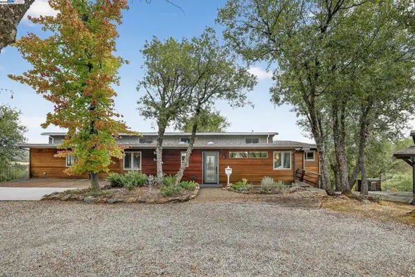 16440 Clinton Rd, Jackson, CA 95642