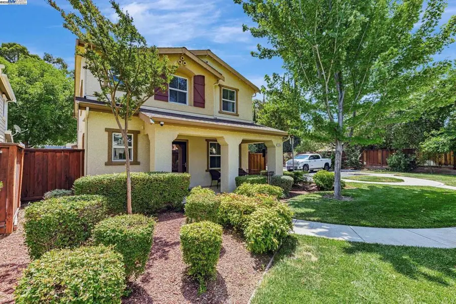 208 Jupiter, Pittsburg, CA 94565 - Image #3