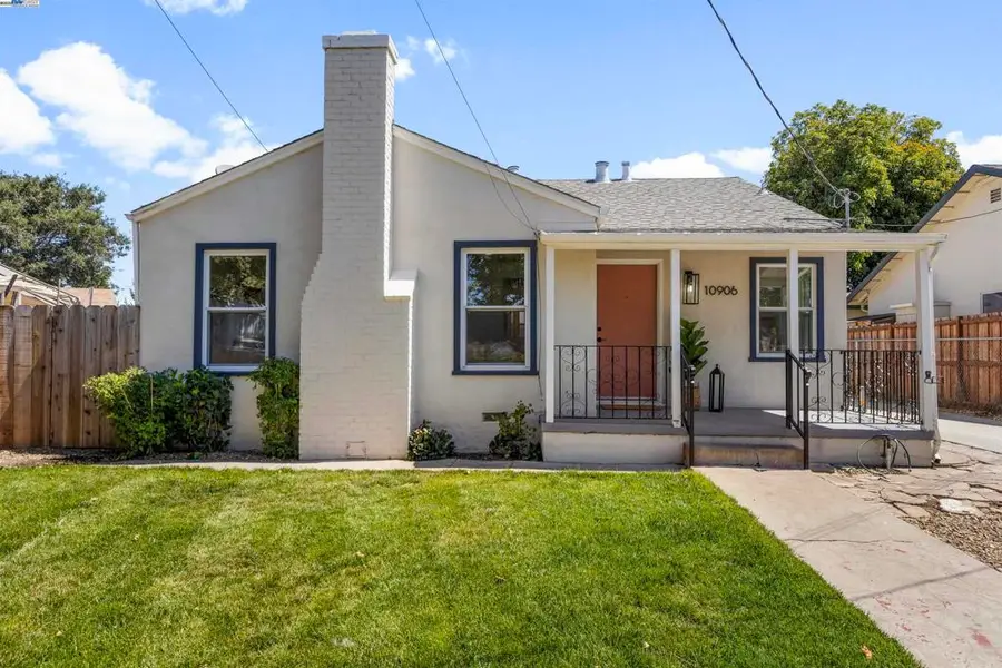10906 Reposo Dr, Oakland, CA 94603 - #2