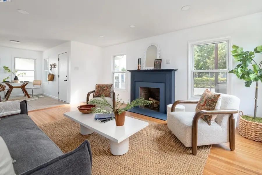 10906 Reposo Dr, Oakland, CA 94603 - #3