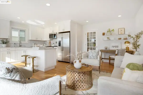 30 Domingo Ave #6, Berkeley, CA 94705