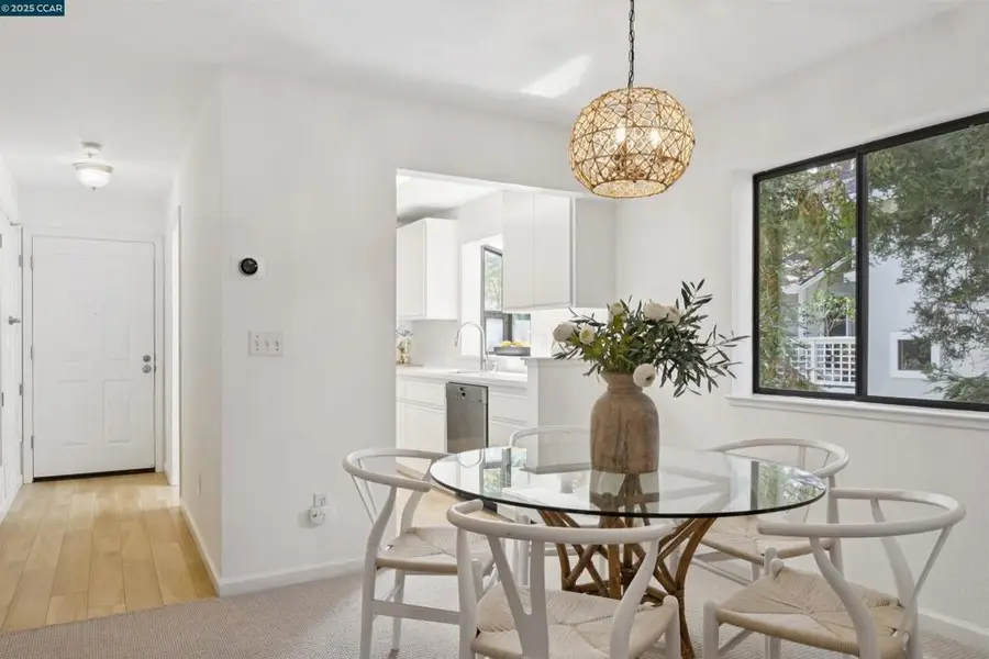 2578 Oak Road #212, Walnut Creek, CA 94597 - Image #3