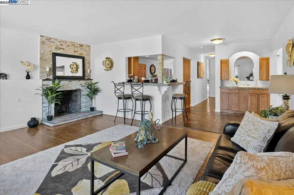 18201 Lake Chabot Rd, Castro Valley, CA 94546 - Image #1