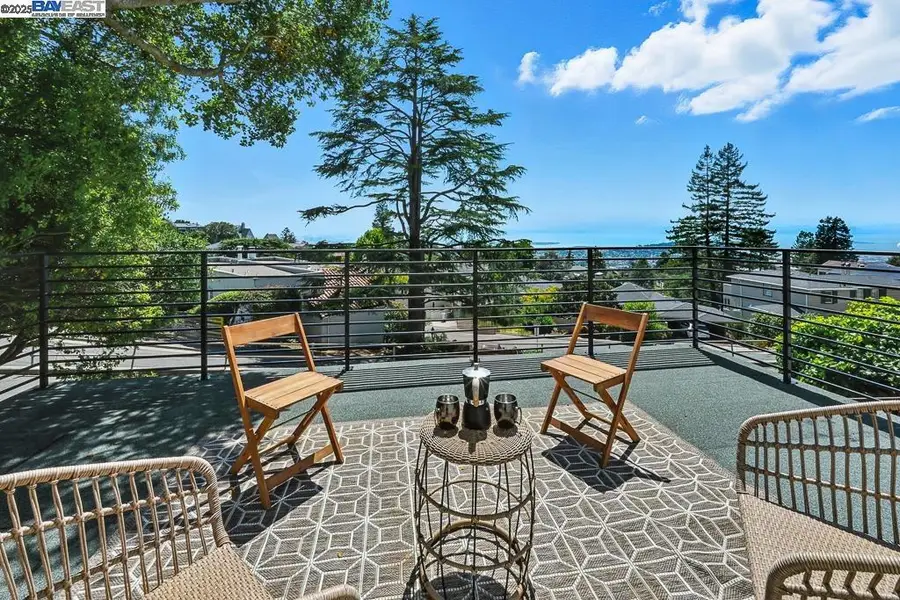 411 Vassar Ave, Berkeley, CA 94708 - Image #3