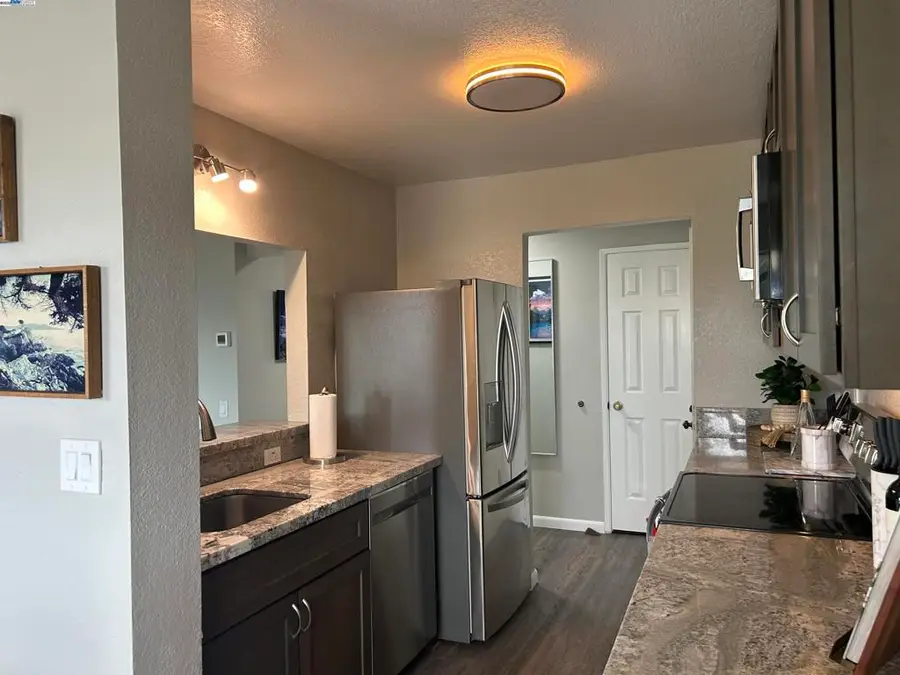 21117 Gary Dr #106, Hayward, CA 94546 - Image #2