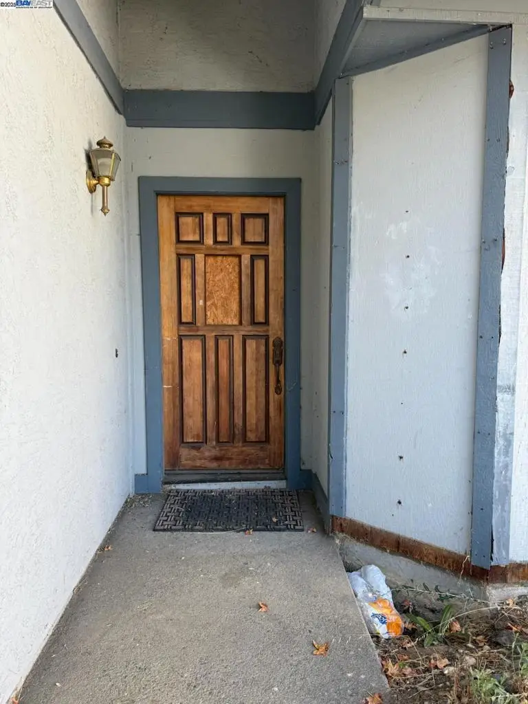 5363 Sonoma Dr, Pleasanton, CA 94566 - Image #2