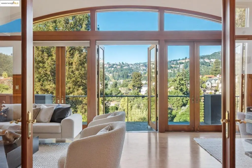 6148 Ocean View Dr, Oakland, CA 94618 - Image #1