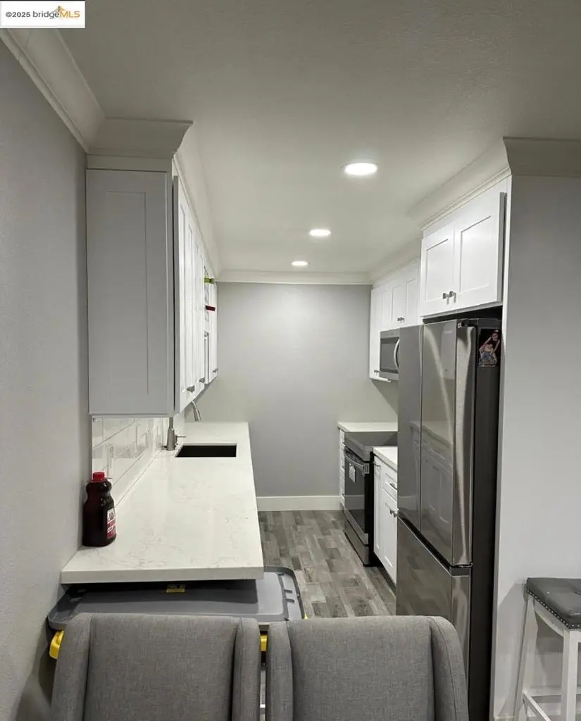 4081 Clayton Rd #201, Concord, CA 94521 - Image #2