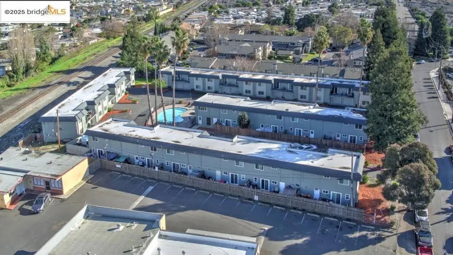 28222 Lustig Ct, Hayward, CA 94544 - Image #2