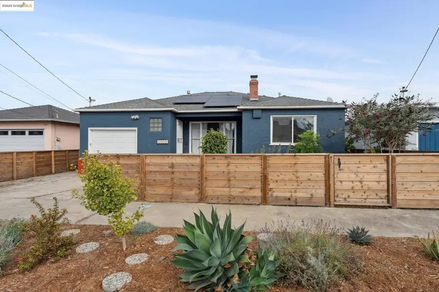 2425 Humphrey Ave, Richmond, CA 94804 - Image #2