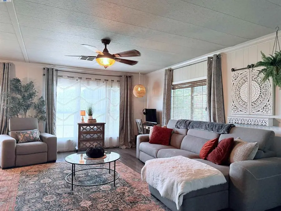 5450 Monterey Hwy, San Jose, CA 95111 - Image #3