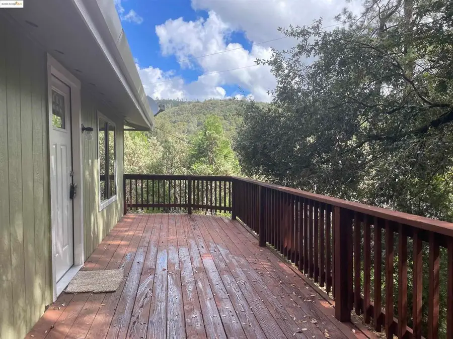 21818 Fallview Dr, Sonora, CA 95370 - #2