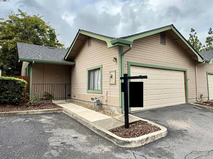 4214 Treat Blvd #2, Concord, CA 94521 - Image #2