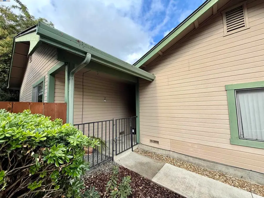4214 Treat Blvd #2, Concord, CA 94521 - Image #3