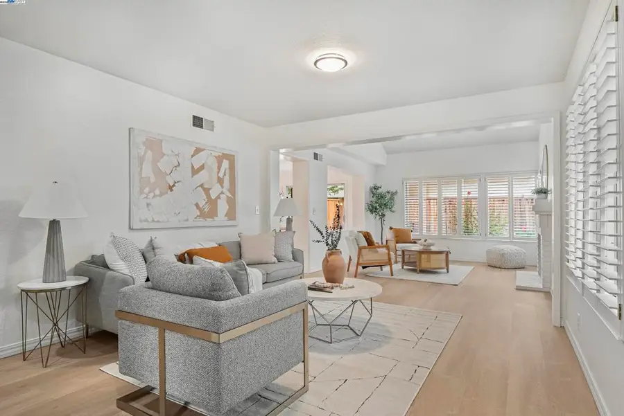 1585 Poppybank Ct, Pleasanton, CA 94566 - Image #3