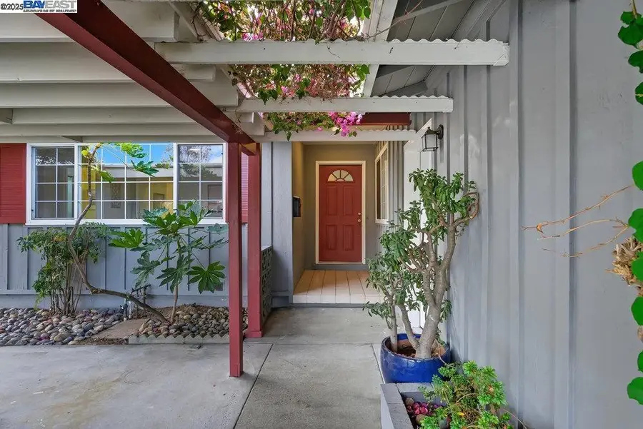 974 Pocatello Ave, Sunnyvale, CA 94087 - Image #2