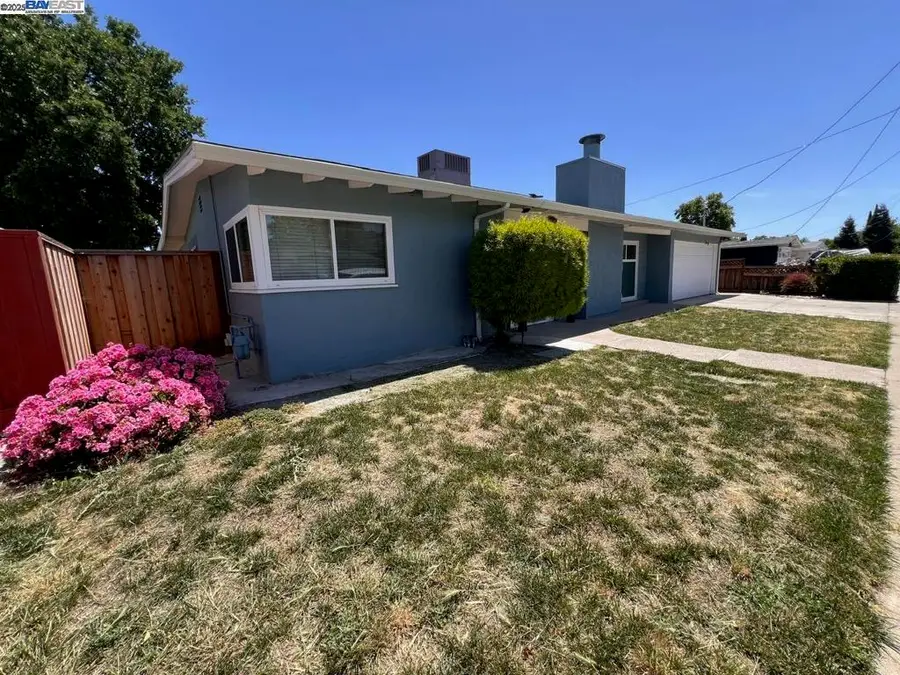 2748 Eastgate Ave, Concord, CA 94520 - Image #3