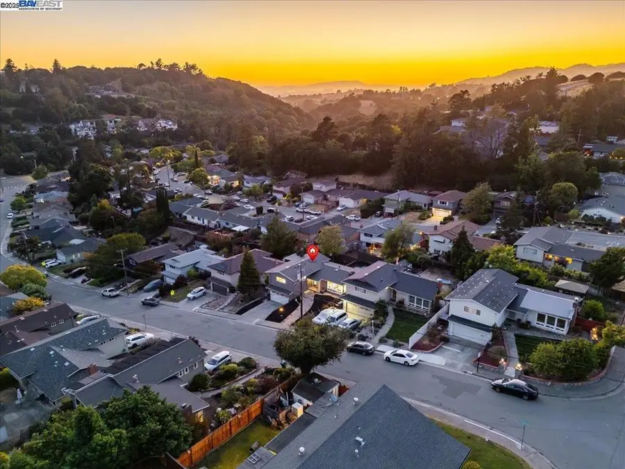 4847 Dunkirk Ave, Oakland, CA 94605 - Image #2