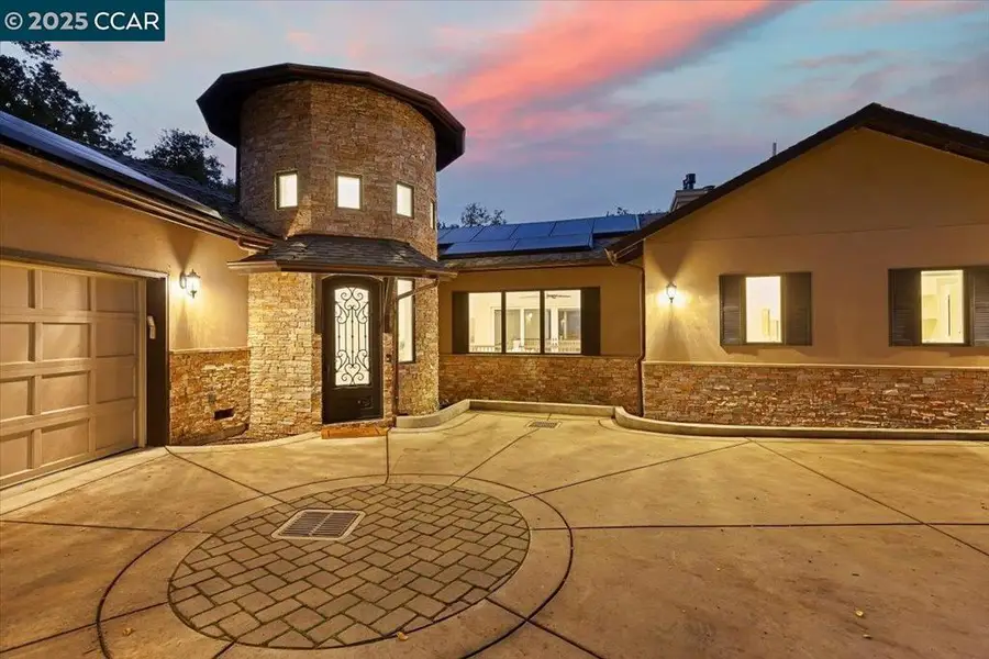 28 Vista Del Orinda, Orinda, CA 94563 - Image #2