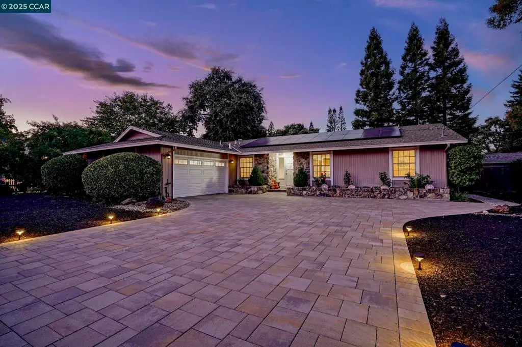 323 Laurel Dr, Danville, CA 94526 - Image #1