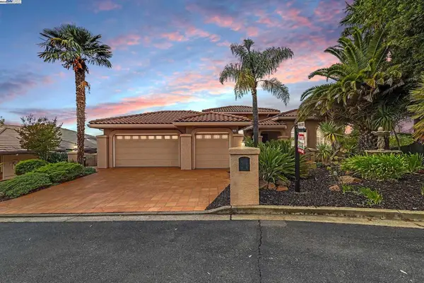 20340 Hunters Knls, Castro Valley, CA 94552