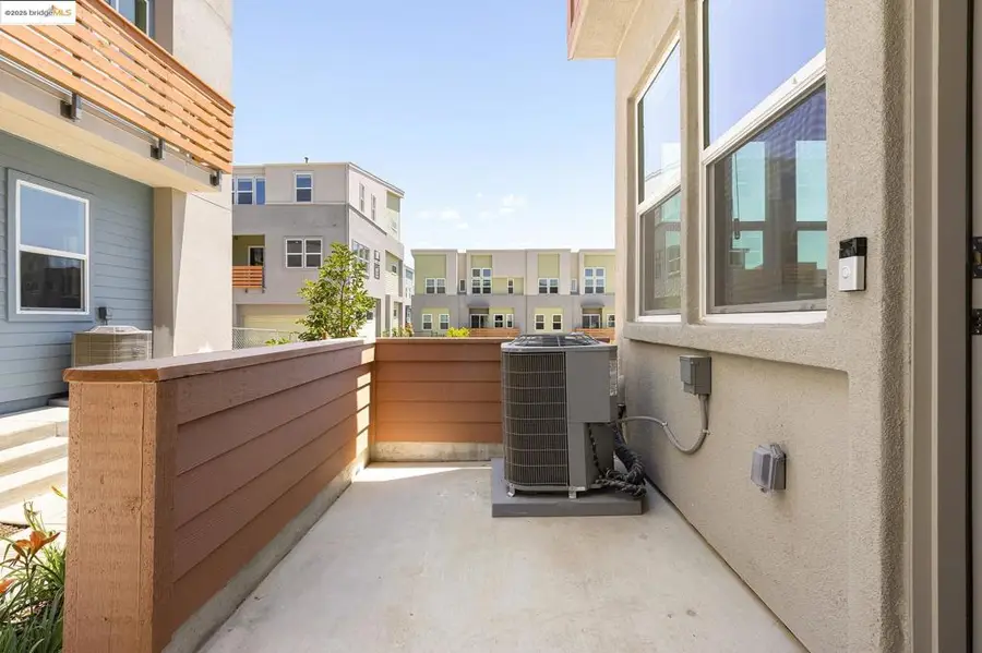 28942 Parkridge Loop #108, Hayward, CA 94544 - Image #3