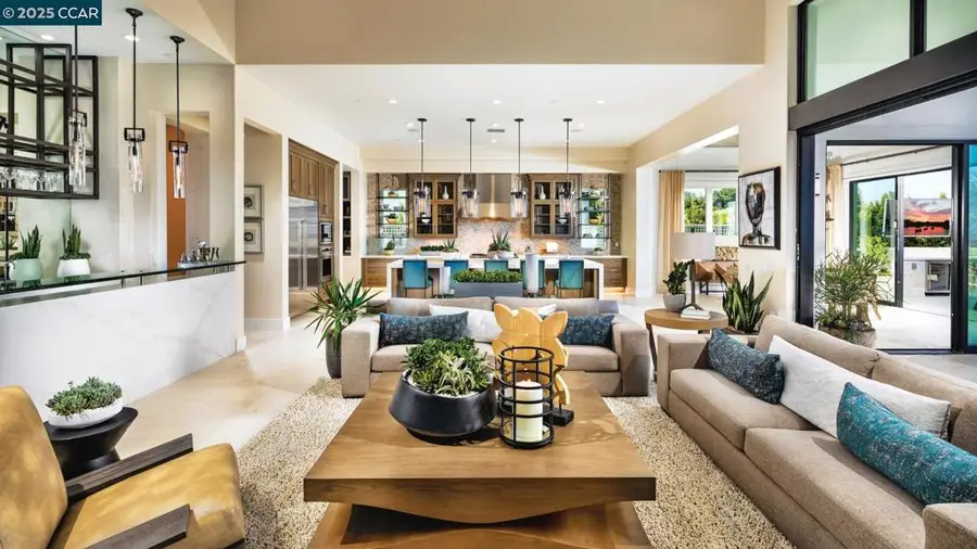 18541 Corte Saravia, Morgan Hill, CA 95037 - Image #2