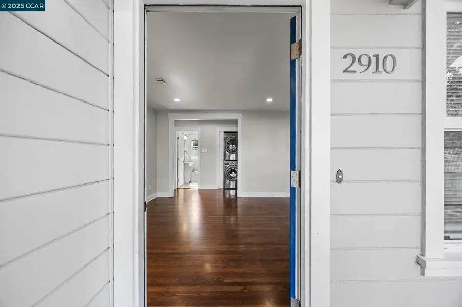 2910 Almond St, Martinez, CA 94553 - #3