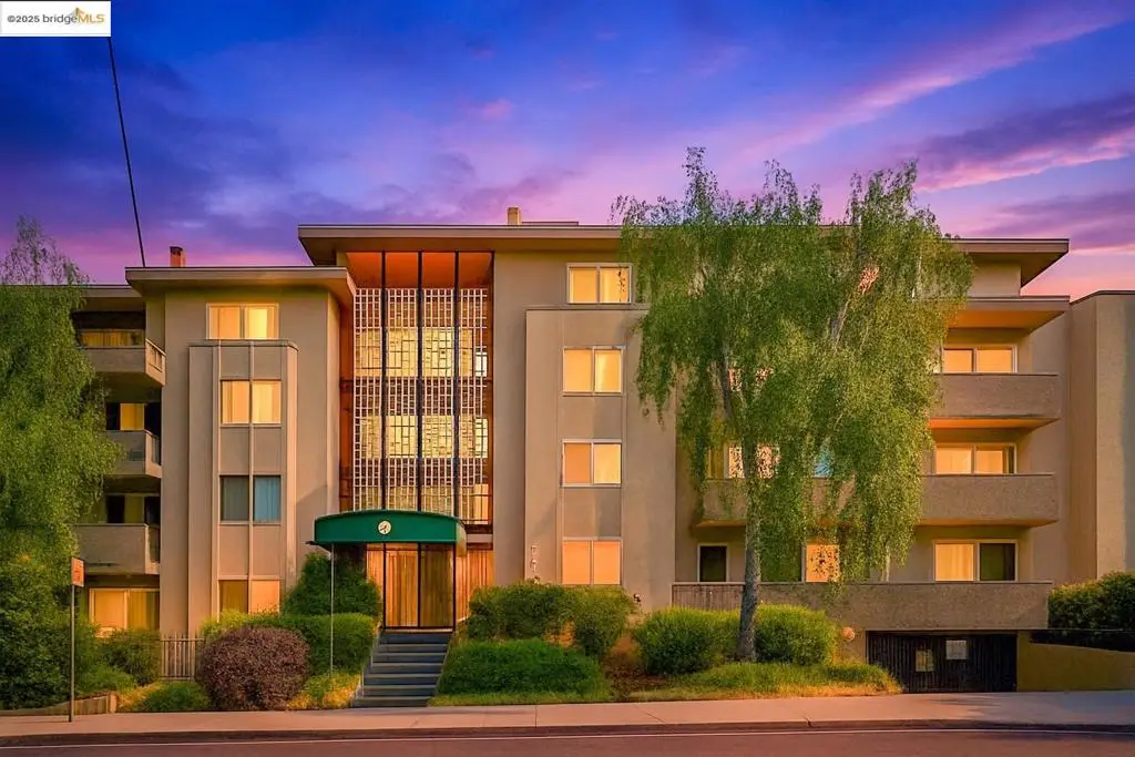 360 Vernon St #216, Oakland, CA 94610 - Image #1