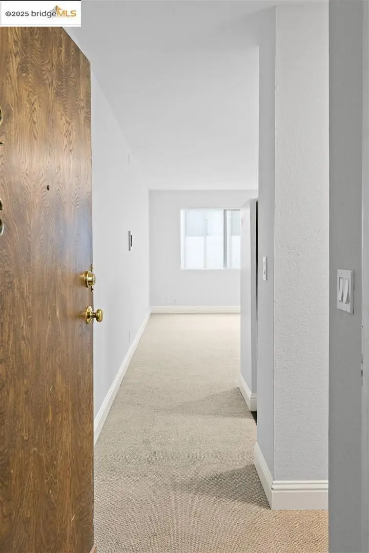 360 Vernon St #216, Oakland, CA 94610 - Image #3