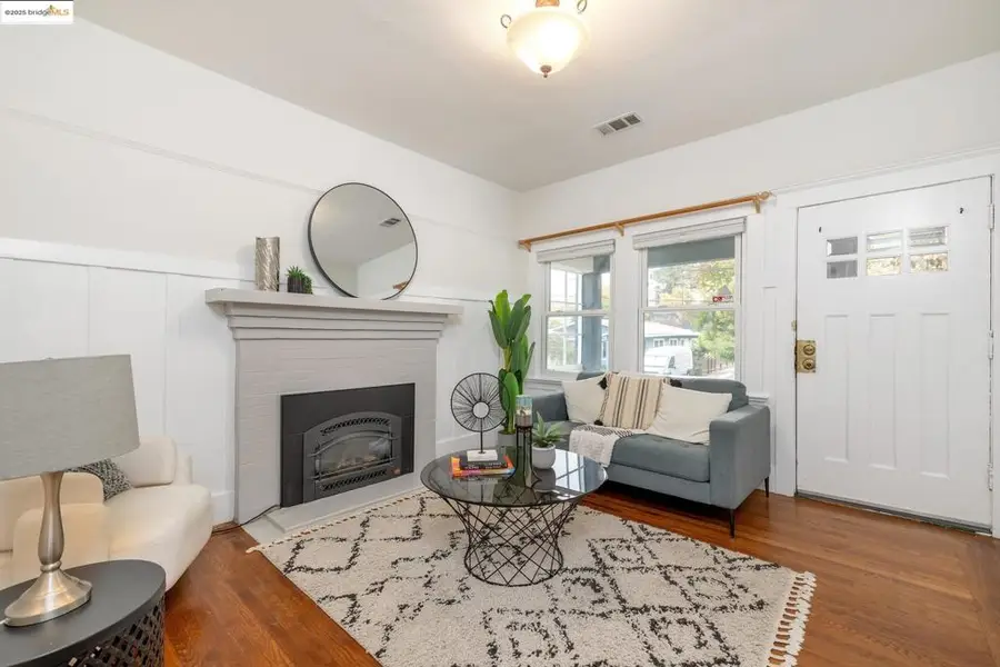 2406 10th, Berkeley, CA 94710 - Image #3