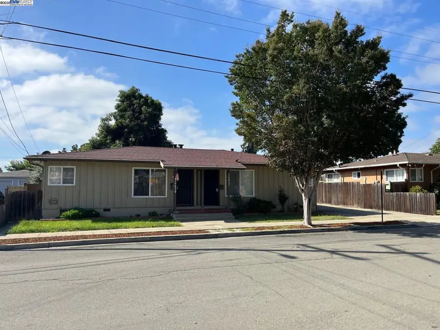 24839 Thomas Avenue, Hayward, CA 94544 - Image #2