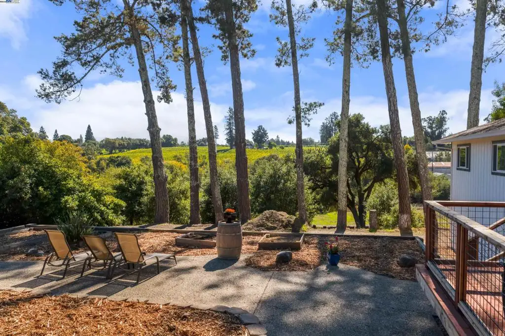 2103 W Peachland Ave, Sebastopol, CA 95472 - #1