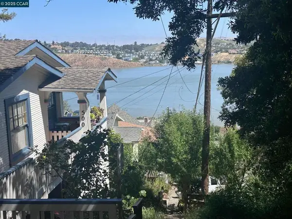 500 Alhambra St, Crockett, CA 94525