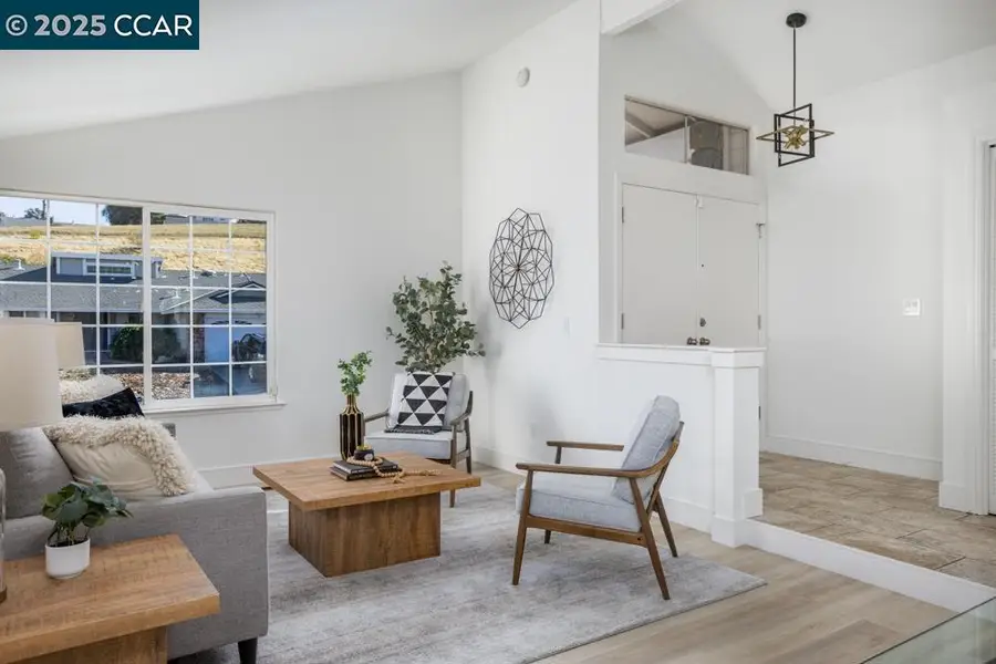 2218 Daffodil Dr, Pittsburg, CA 94565 - Image #3