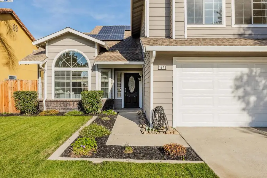 1841 Summertime Dr, Tracy, CA 95376 - Image #2