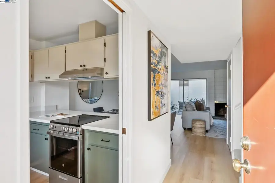 3032 Linda Vista, Alameda, CA 94502 - Image #3