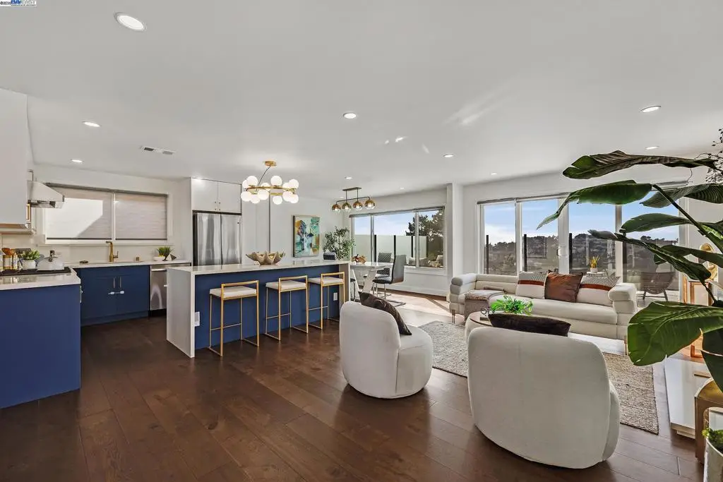 105 Skyview Way, San Francisco, CA 94131 - Image #1